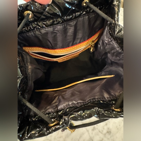 MZ Wallace patent quilted Crosby bucket bag - Picture 3 of 8